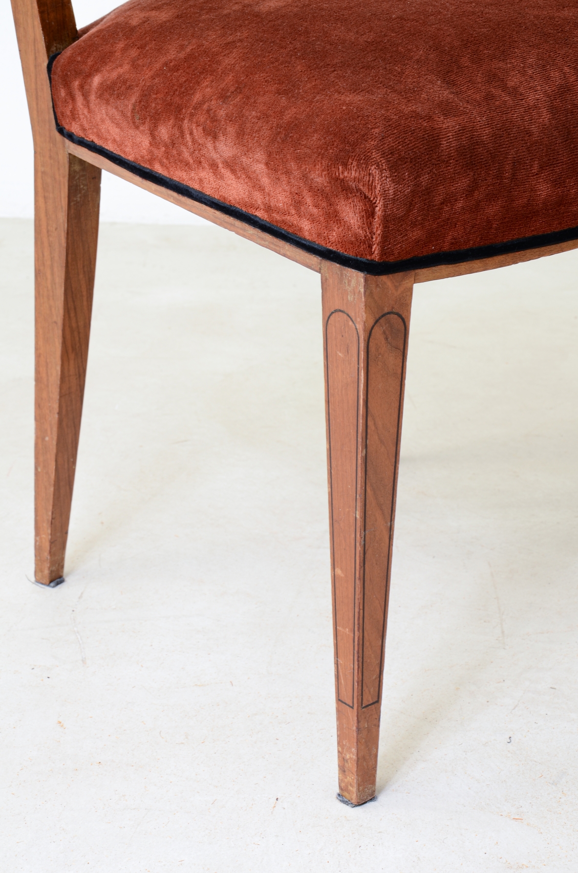 Paolo Buffa 8 elegant walnut chairs. Lietti manufacture 1930. Provenienza Gio Ponti