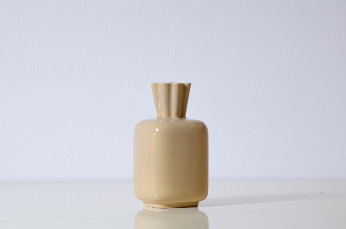Gio Ponti, small ceramic vase.  Prod. Richard Ginori, 1930s