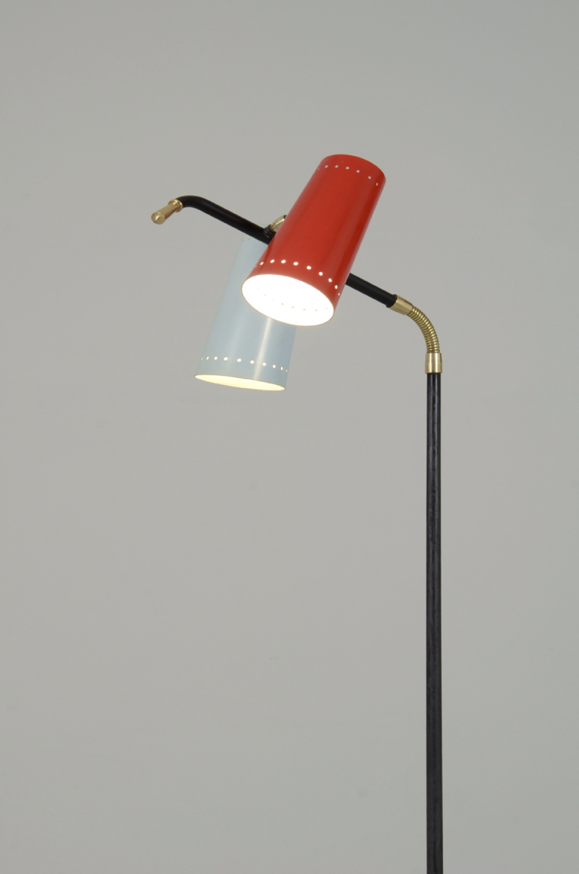 Stilux, rara piantana a due coni orientabili,1950ca. Stilux, rara piantana a due coni orientabili,1950ca.