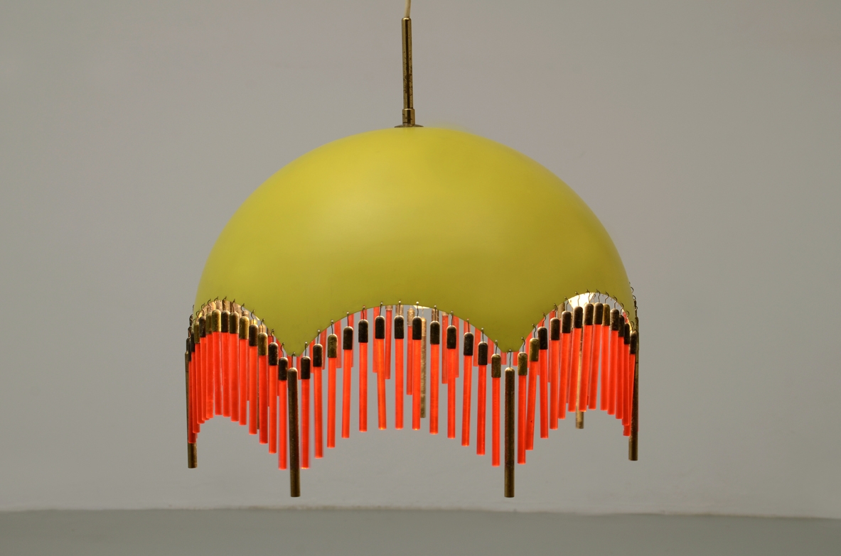 Angelo Lelli, raffinato lampadario produzione Arredoluce, 1950. Angelo Lelli, raffinato lampadario produzione Arredoluce, 1950.