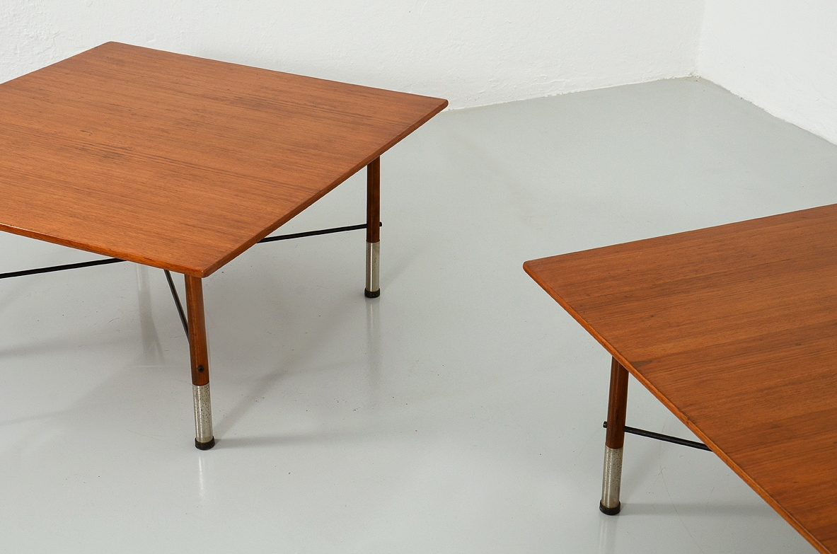 Claudio Salocchi, pair of square 1960's coffee tables in teak wood, prod. Rossi d'Albizzate.