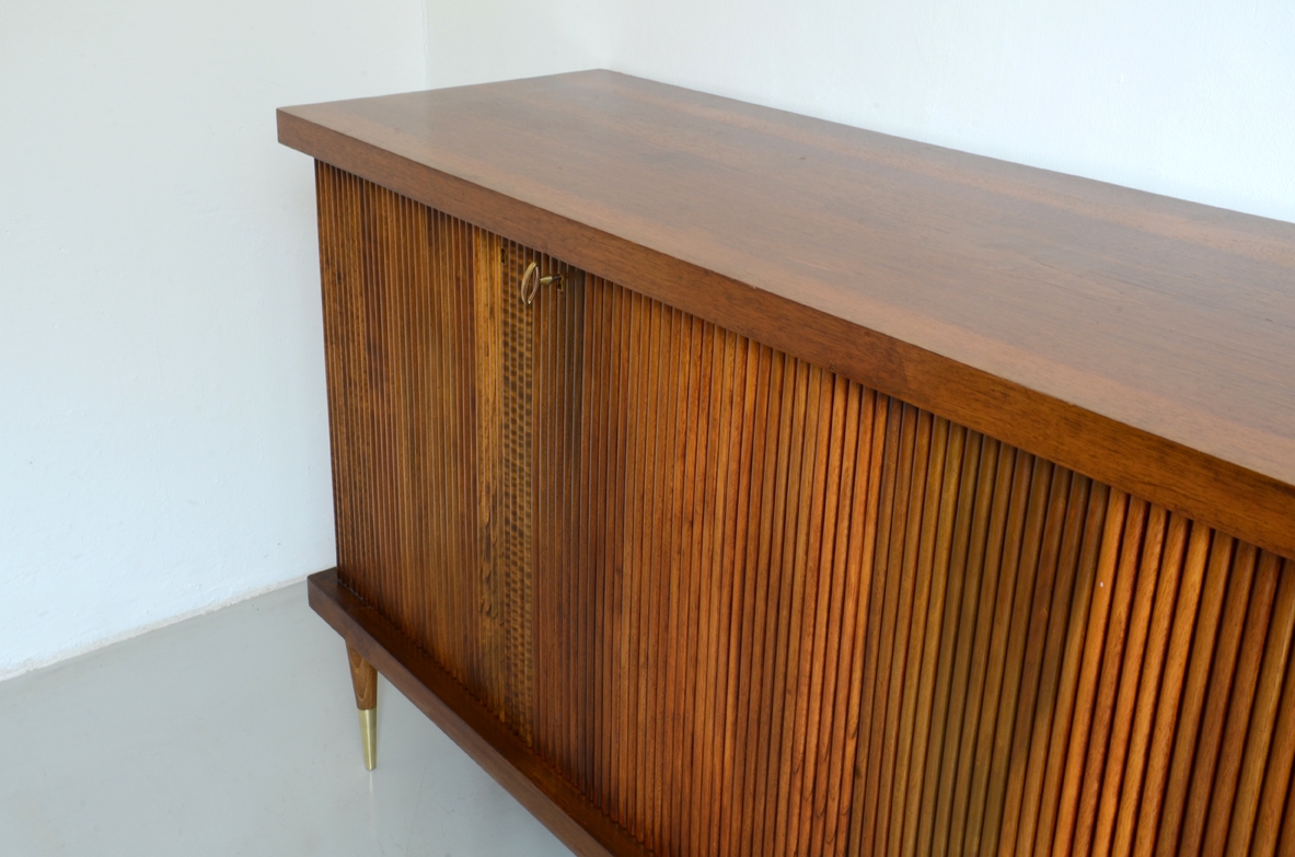Contenitore credenza vintage interior design Milano