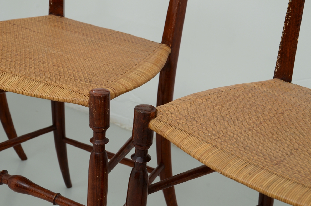 Very refined set of eight Campanino light chairs with staw seat, Flli Levaggi Chiavari, 1920's.