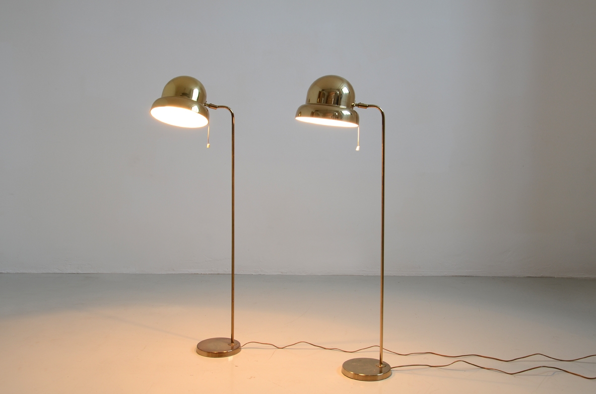 Galleria arredi modernariato luci lampade illuminazione stilnovo in vendita Milano Galleria arredi modernariato luci lampade illuminazione stilnovo in vendita Milano
