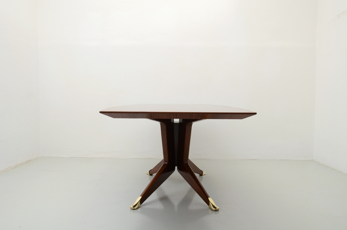 Vintage design dining table