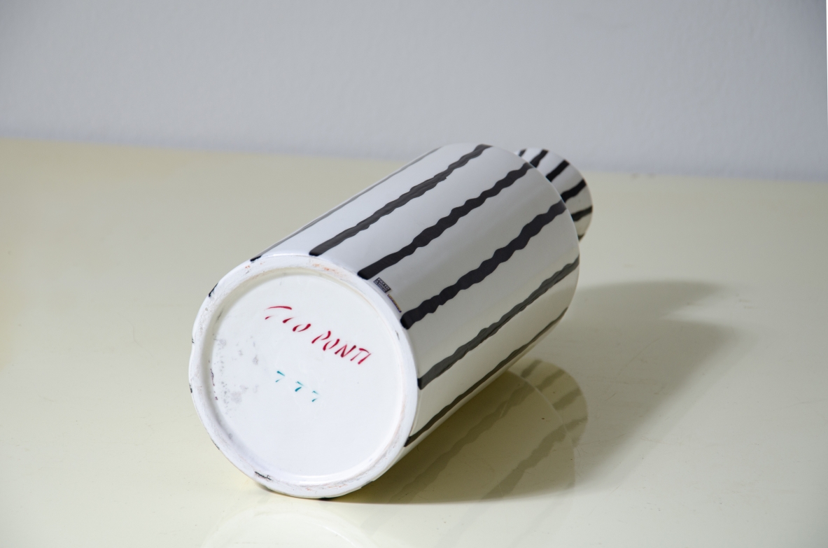 Gio Ponti. Vaso in ceramica decorato. Manifattura Ginori, 1970ca.