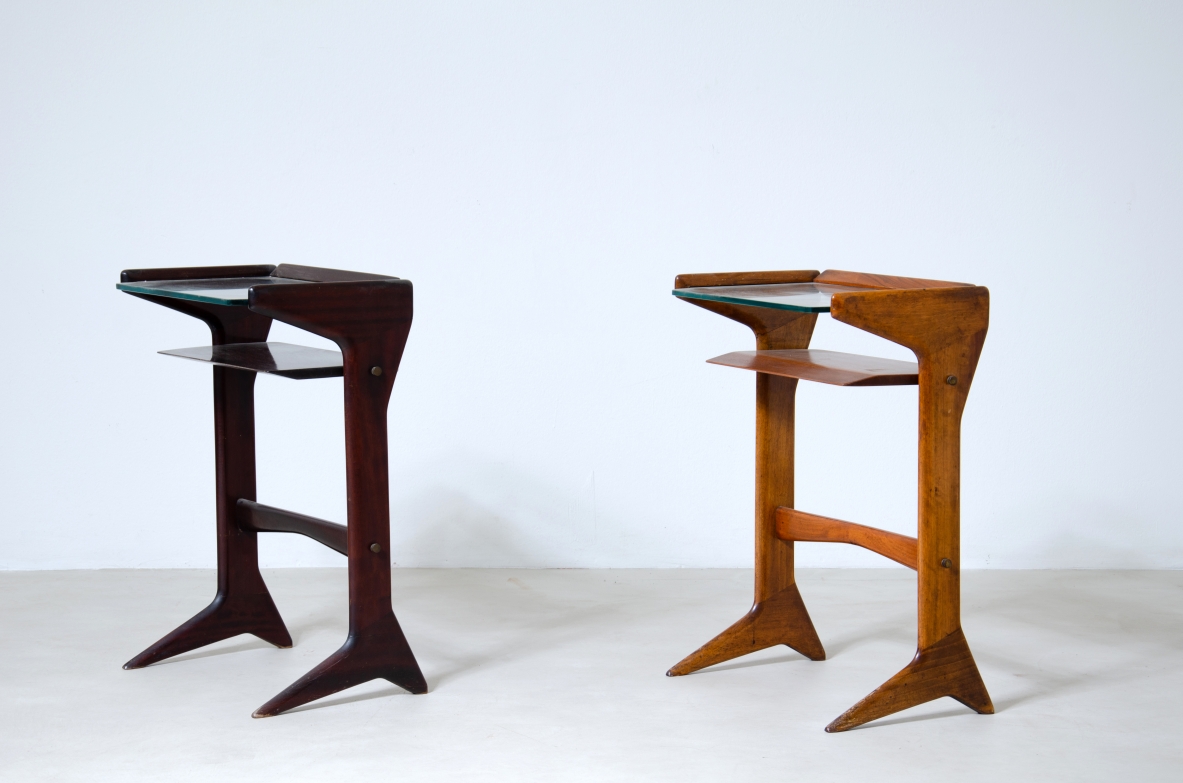 Ico Parisi  Pair of wooden bedside tables with ground glass top. One in blond walnut and the other in dark wood.