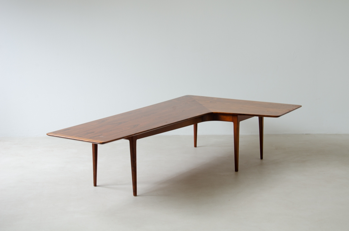 Large corner table in veined walnut, Denmark, 1960s