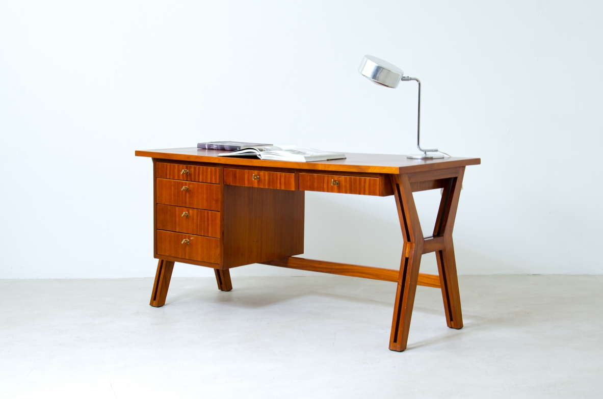 Ico Parisi. Center desk in mahogany. Italian 1960's manufacture