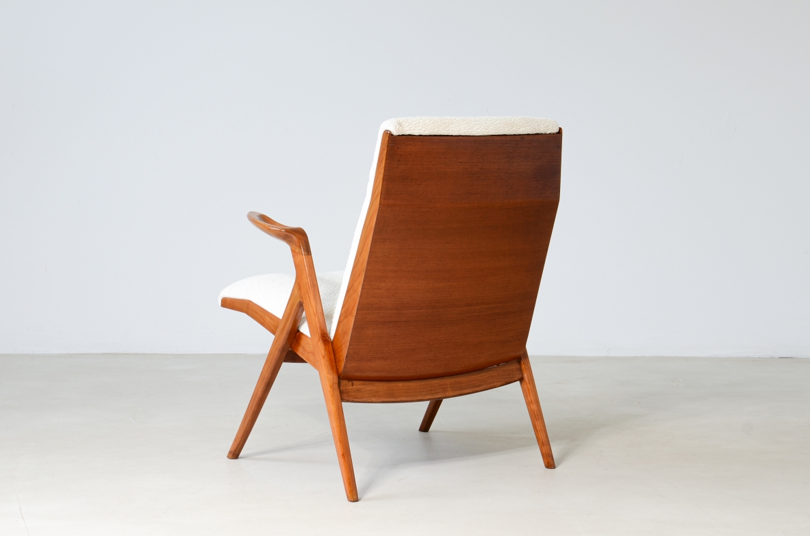 Taichiro Nakay  Rare armchair in cherry wood and upholstered fabric.  Italian manufacture, Permanente mobili Cantù, 1955.