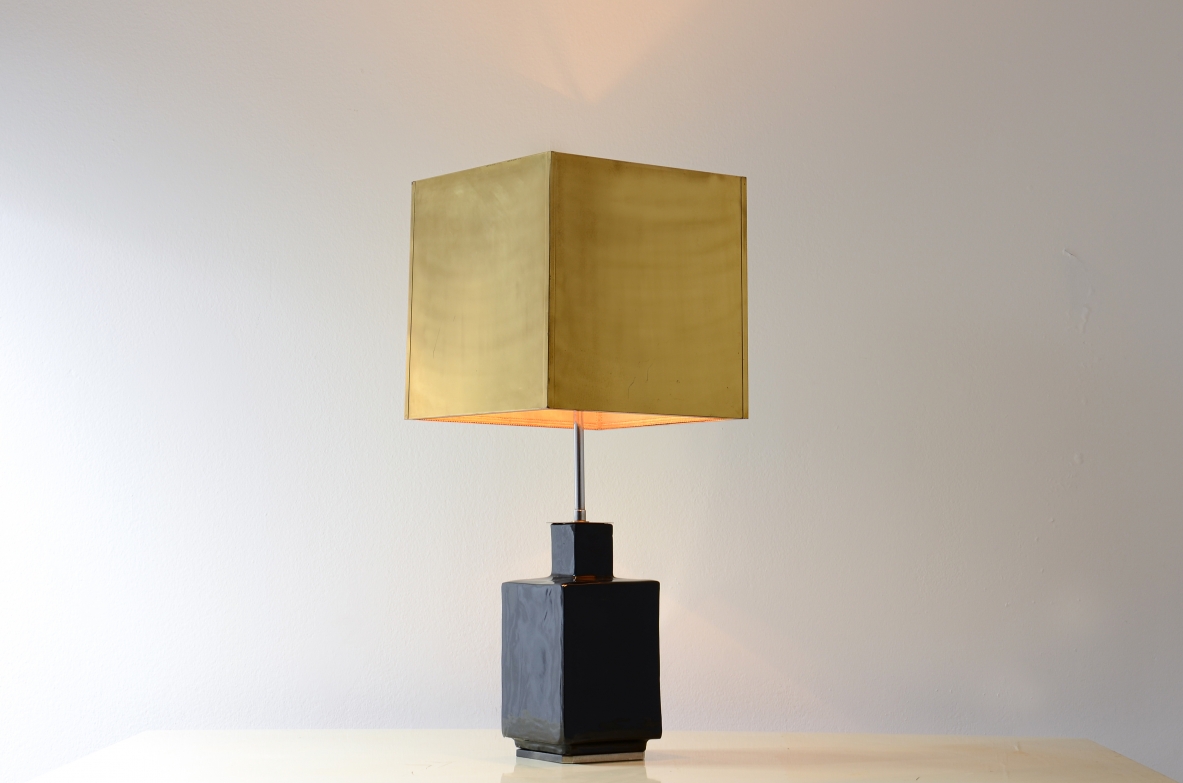 Willy Rizzo Large table lamp with glazed ceramic base and brass shade 1970