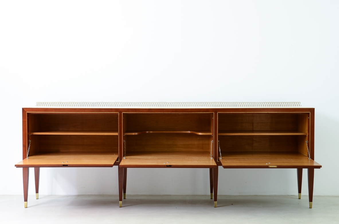 Paolo Buffa raro mobile contenitore con tre ante a ribalta Manifattura Lietti, 1940ca.