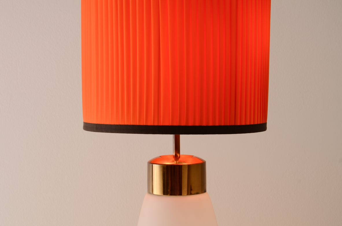 Stilnovo  Unique pair of large table lamps in opaline lighted glass,