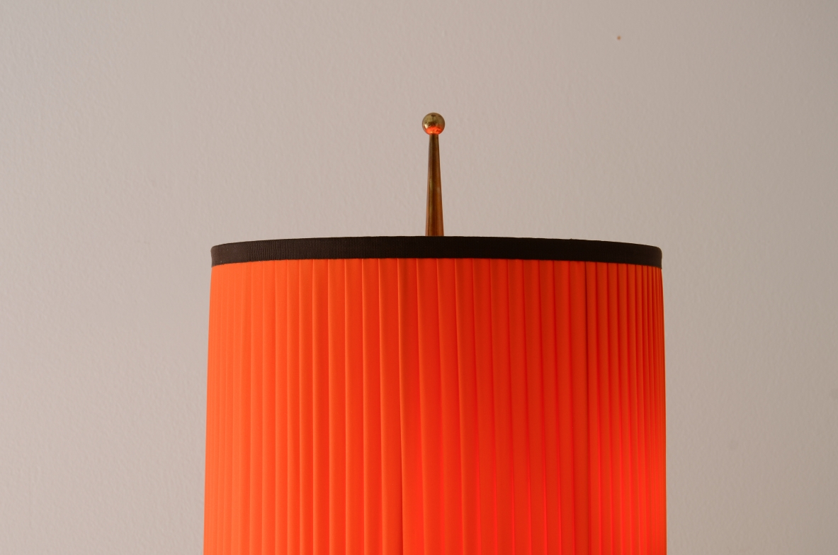 Stilnovo  Unique pair of large table lamps in opaline lighted glass,