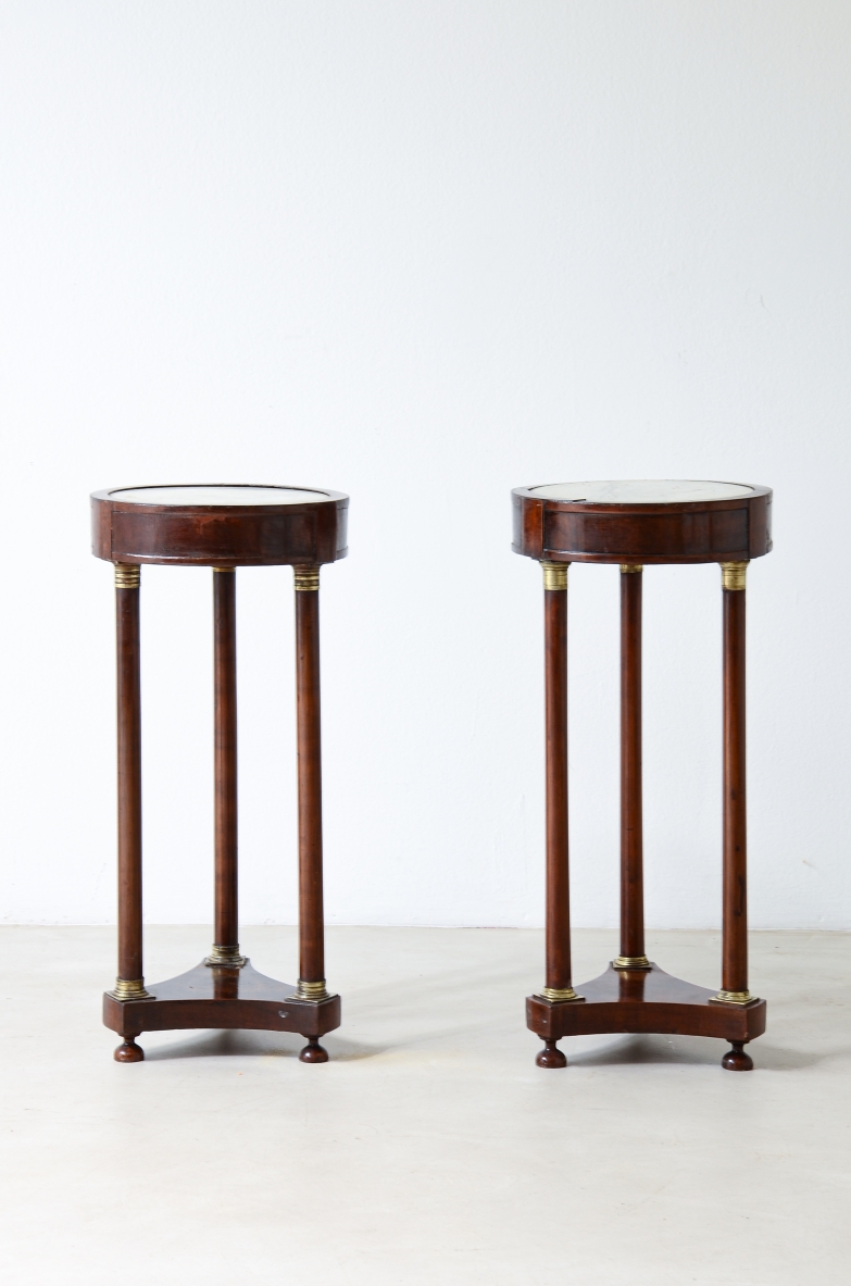 Rare pair of small "Gueridon" with three columns and drum top with inset marble and bronze capitals. 1800