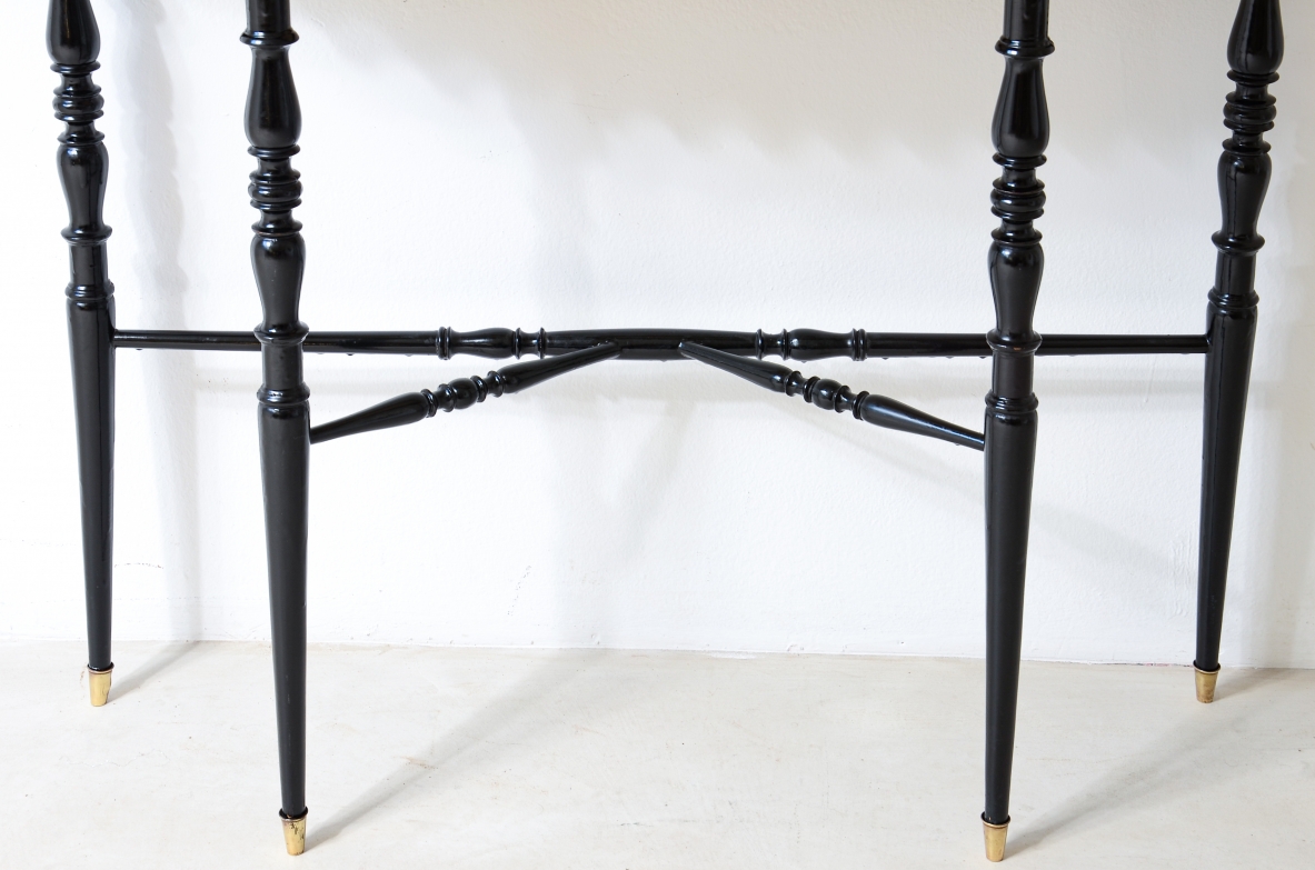 Refined console in shaped and turned wood,Italian 1940s manufacture.