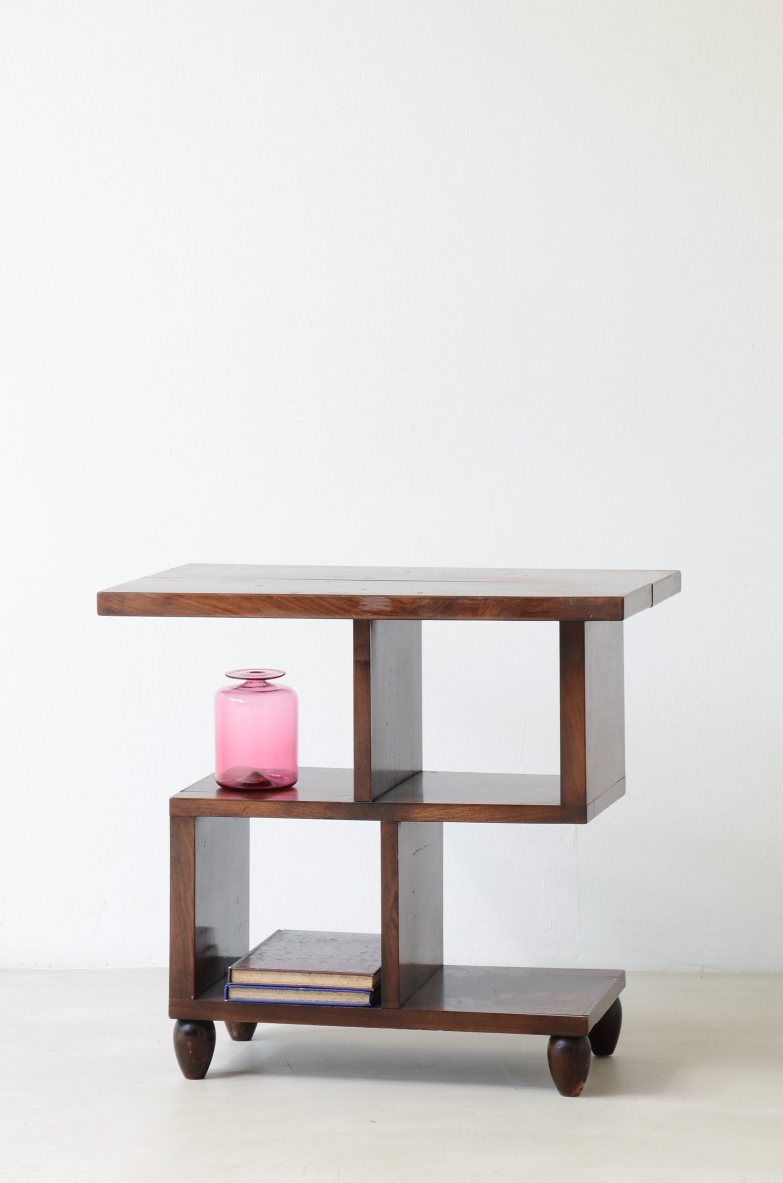 Rare wooden table.  Italian Rationalism, manufacture ca.1920.