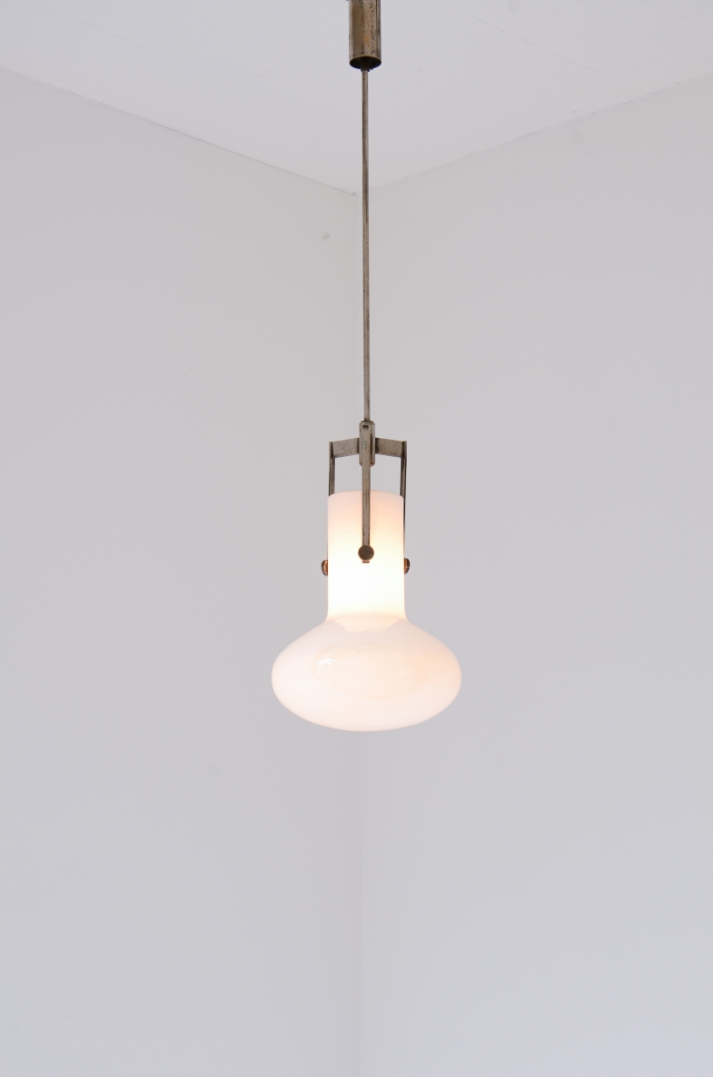 Azucena, Ignazio Gardella pendant in nickel-plated brass and opaline glass supported by three screws.1955
