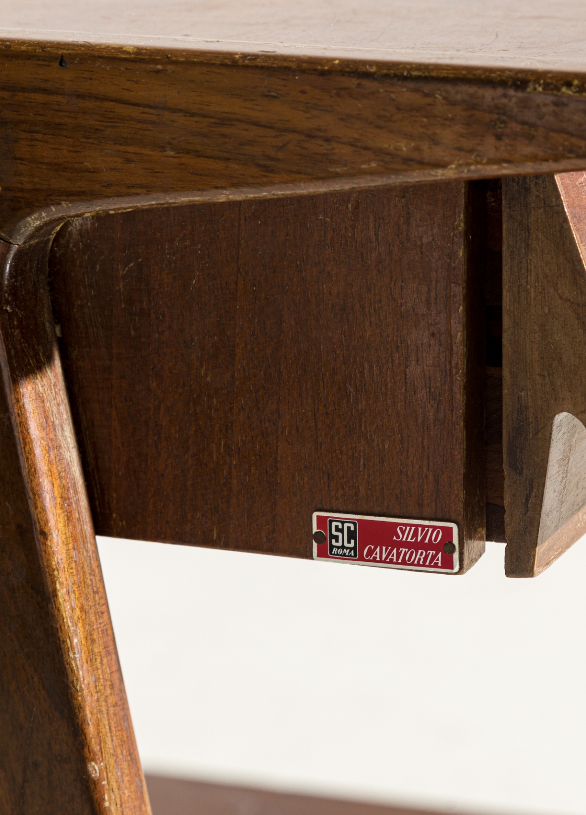 Silvio Cavatorta Pair of bedside tables Cavatorta Roma, 1950s.