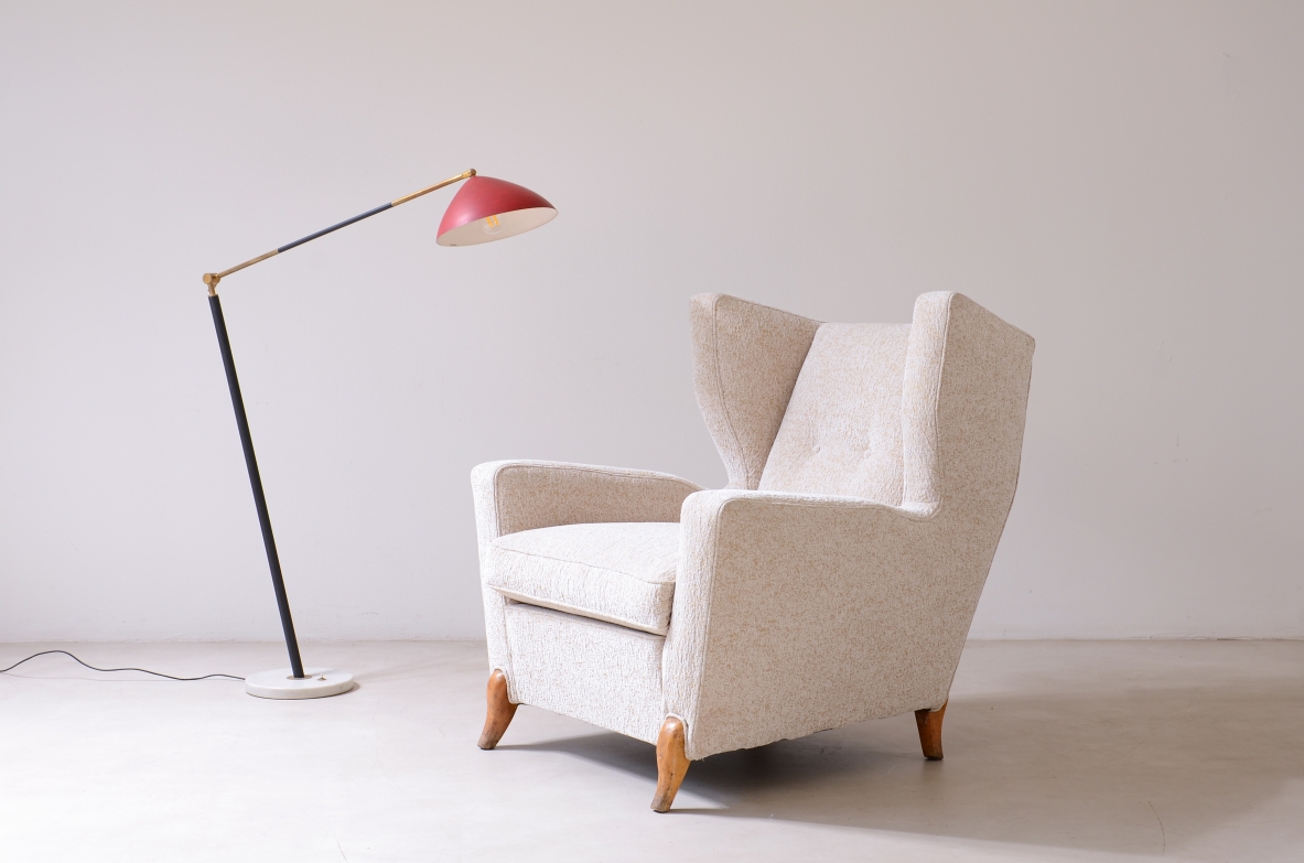 Melchiorre Bega, attr.  Bergere of organic shape with shaped wooden feet.  Italian manufacture, early 1950s