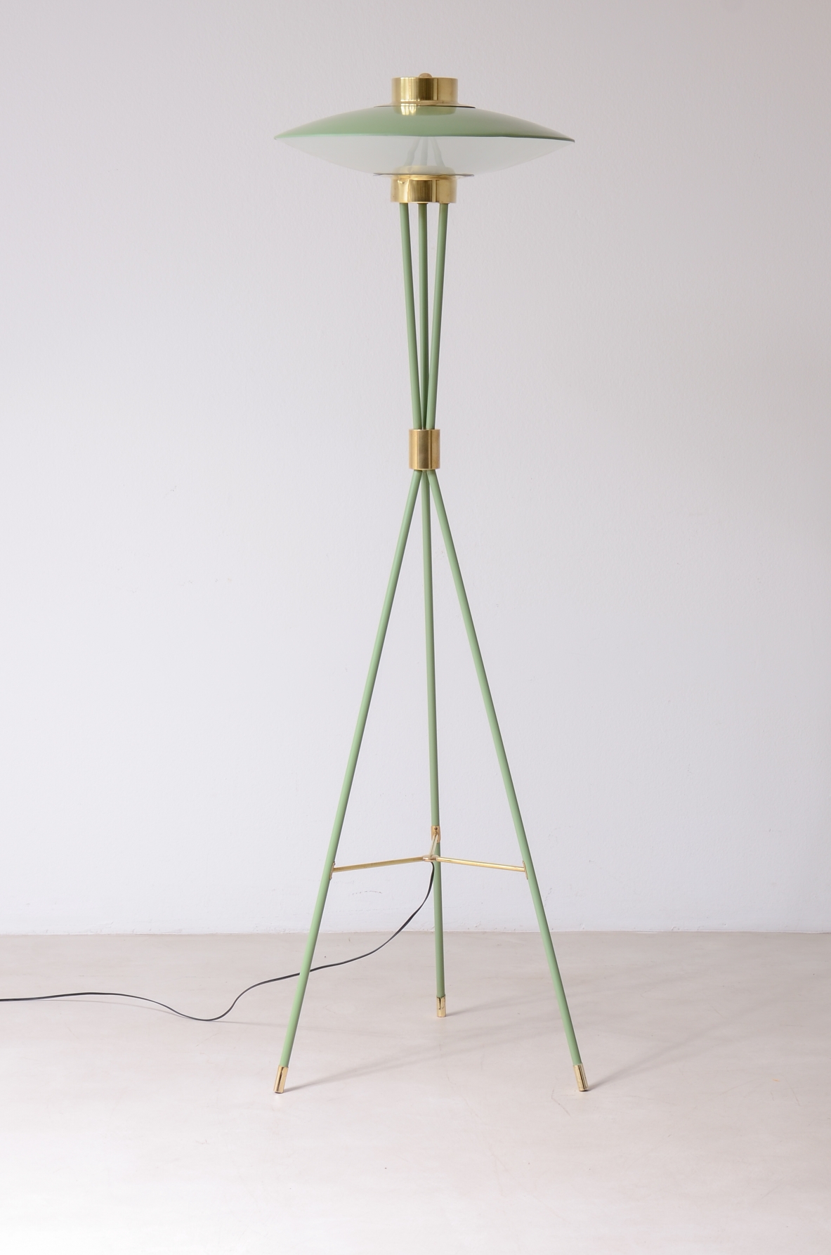 Stilnovo Milan  Rare floor lamp in light green lacquered metal, 1950.
