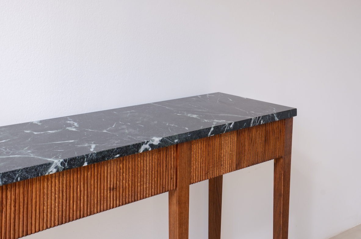 Paolo Buffa console in rovere piano in marmo 1950ca Paolo Buffa console in rovere piano in marmo 1950ca