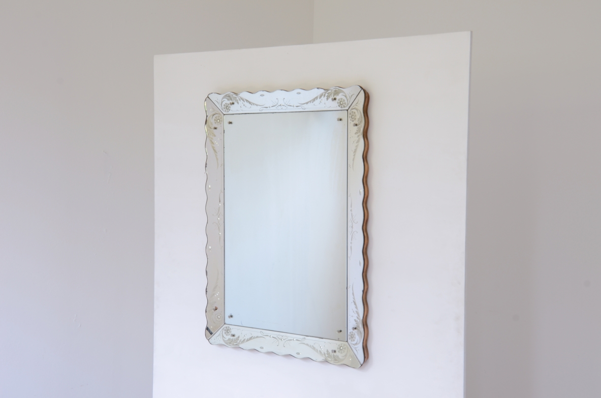 Pietro Chiesa Large mirror Fontana Arte manufacture ca.1930s-40s.