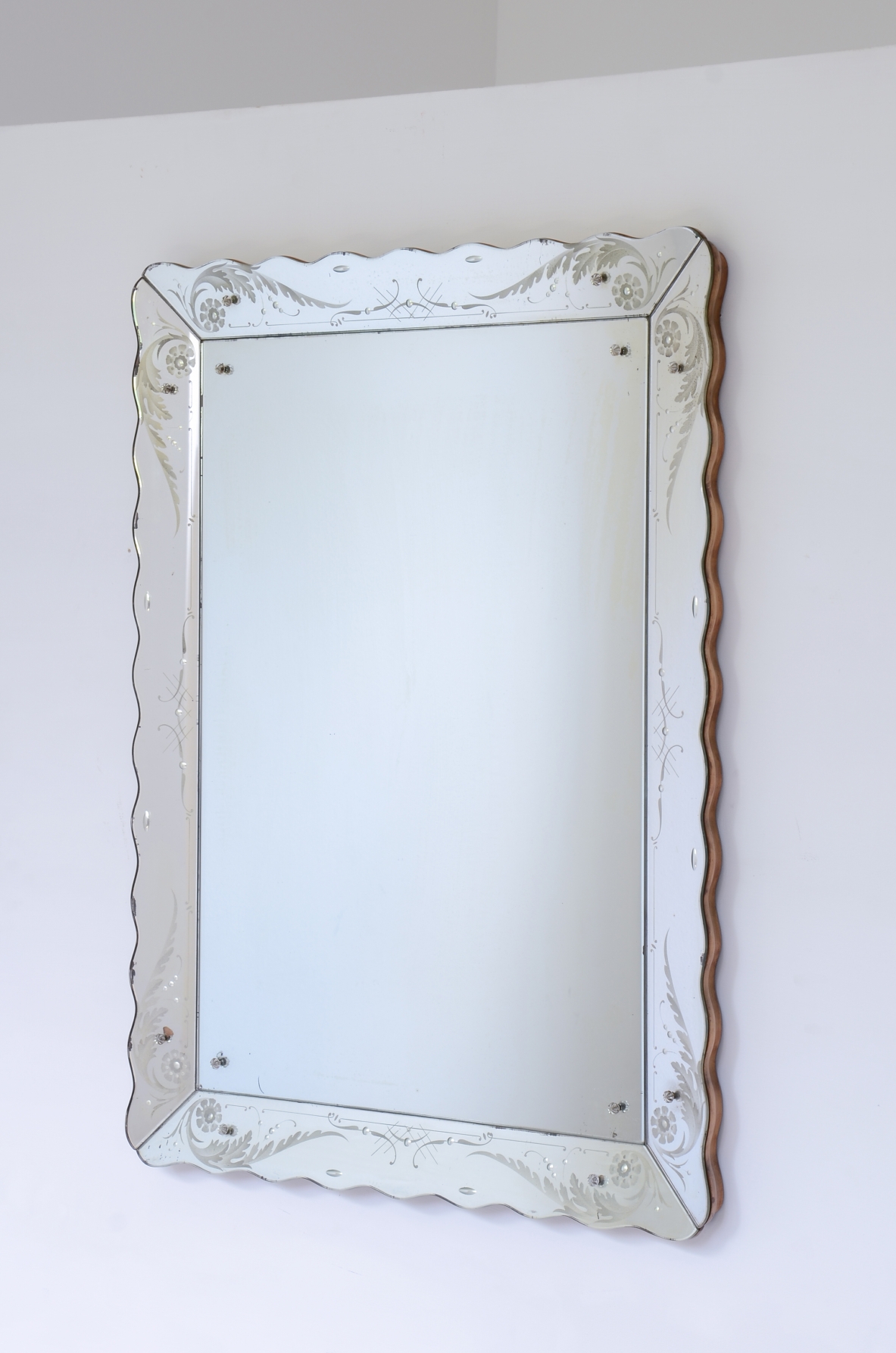 Pietro Chiesa Large mirror Fontana Arte manufacture ca.1930s-40s.
