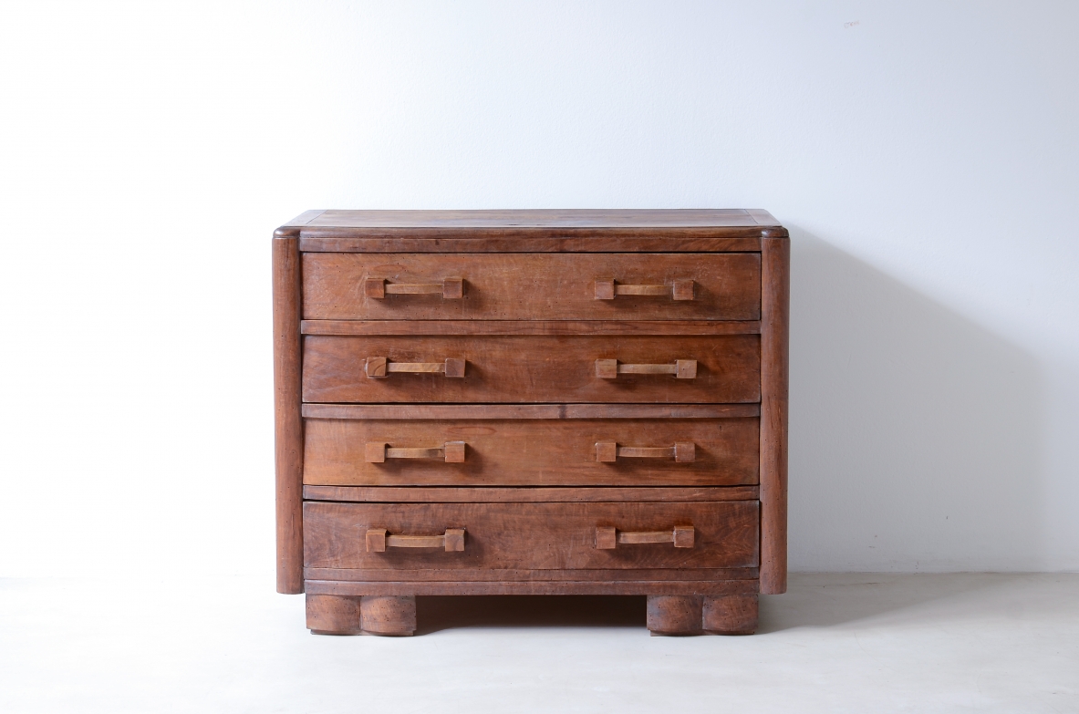 Oak chest of drawers with four drawers Art Deco period, ca. 1930.