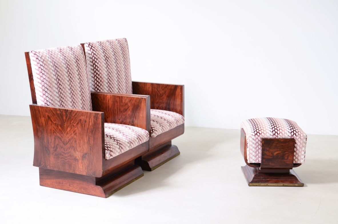 Pair of tub chairs in wood and wood root in padded fabric.  Italian manufacture ca.1930.