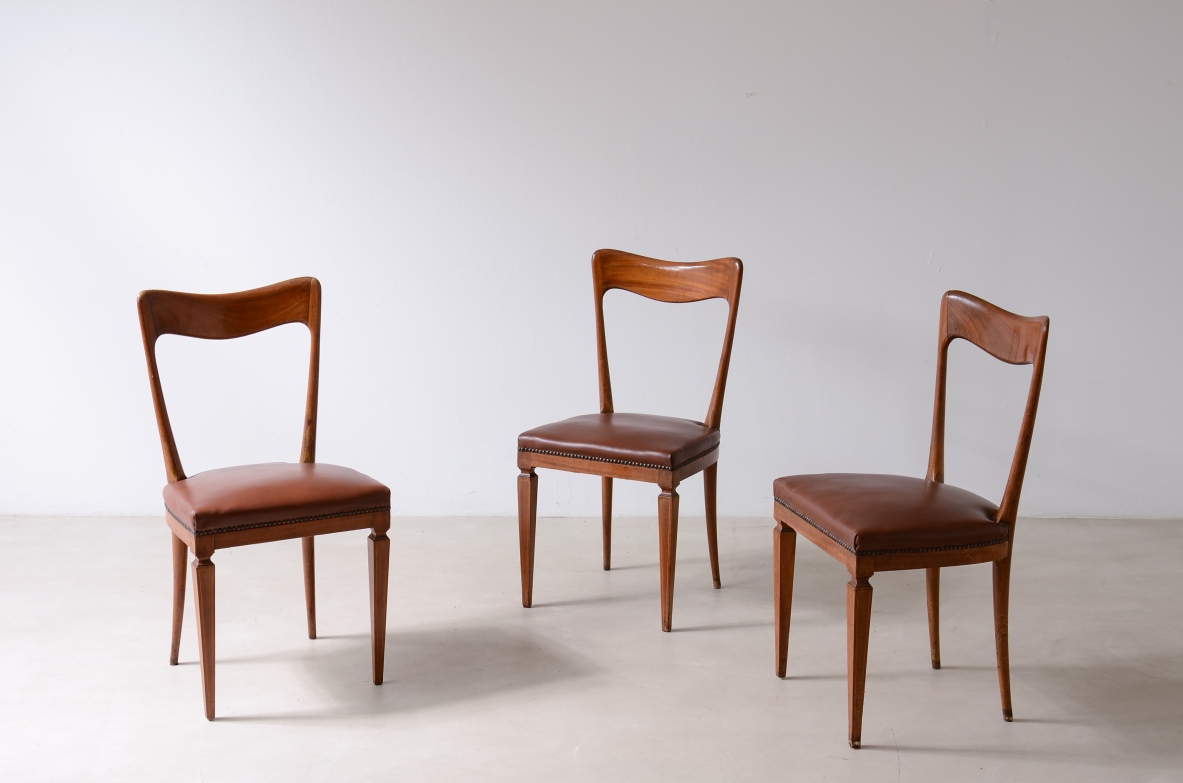 Gianni Vigorelli  Set di otto sedie in legno sagomato, Manifattura italiana, 1950ca.