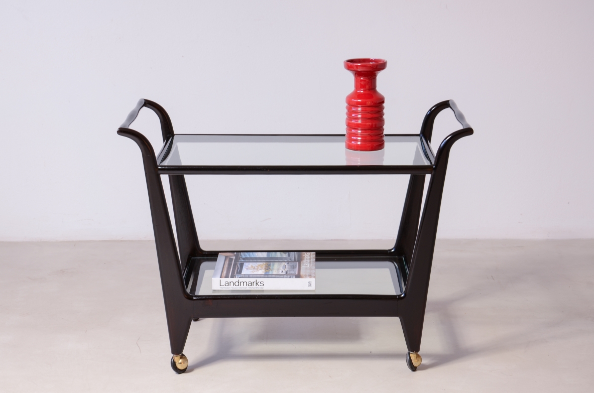 Carrello portavivande in legno tinto con due piani in vetro 1950