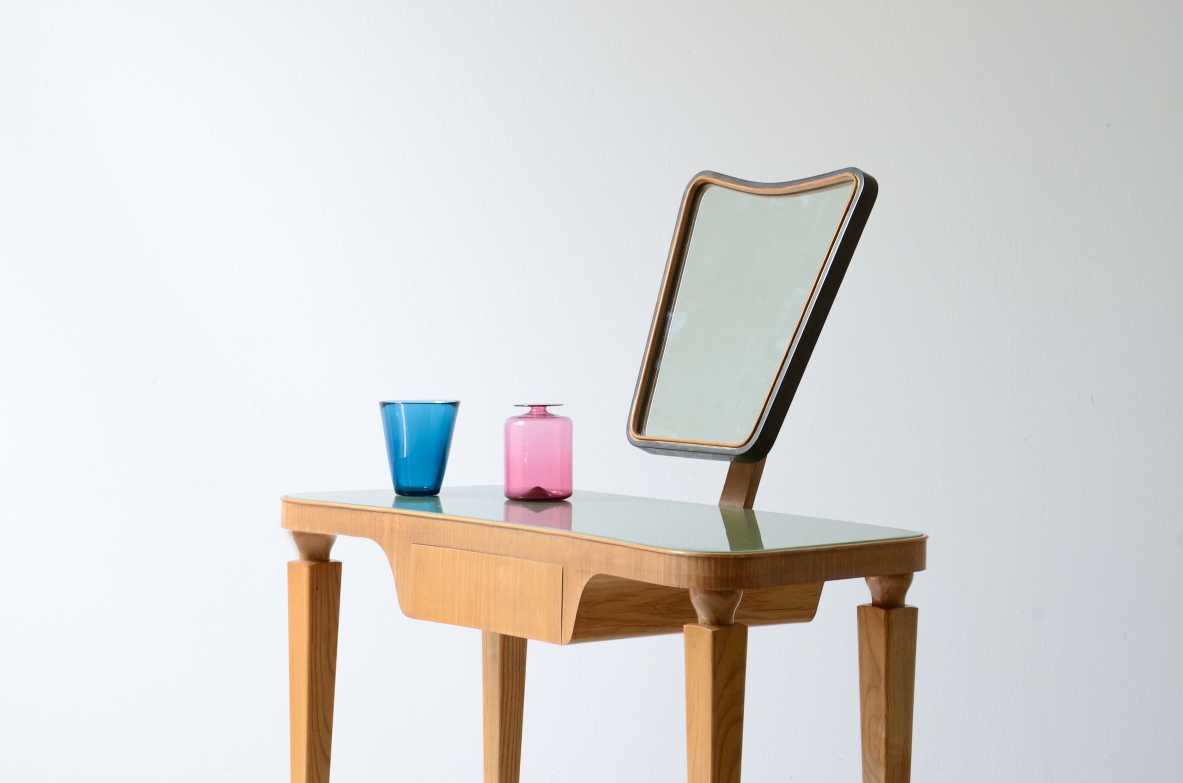 Elegant ash vanity console. Italian manufacture, circa 1940.