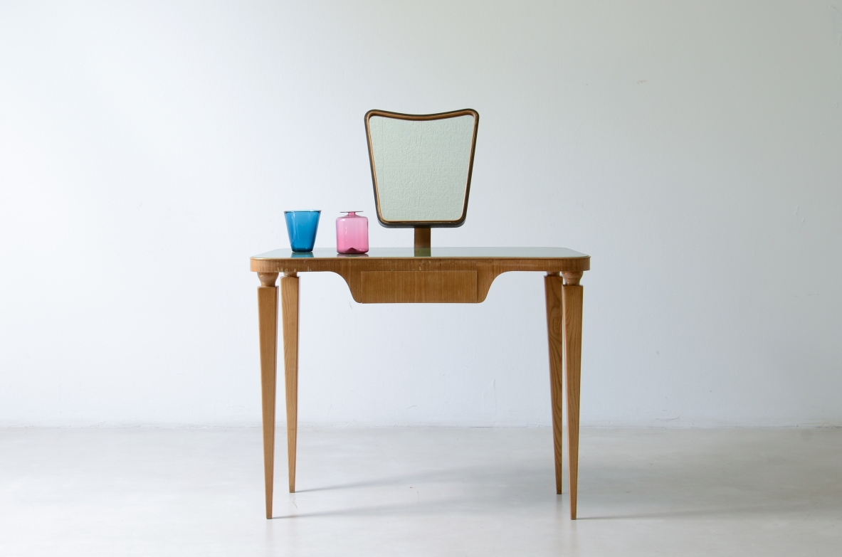 Elegant ash vanity console. Italian manufacture, circa 1940.