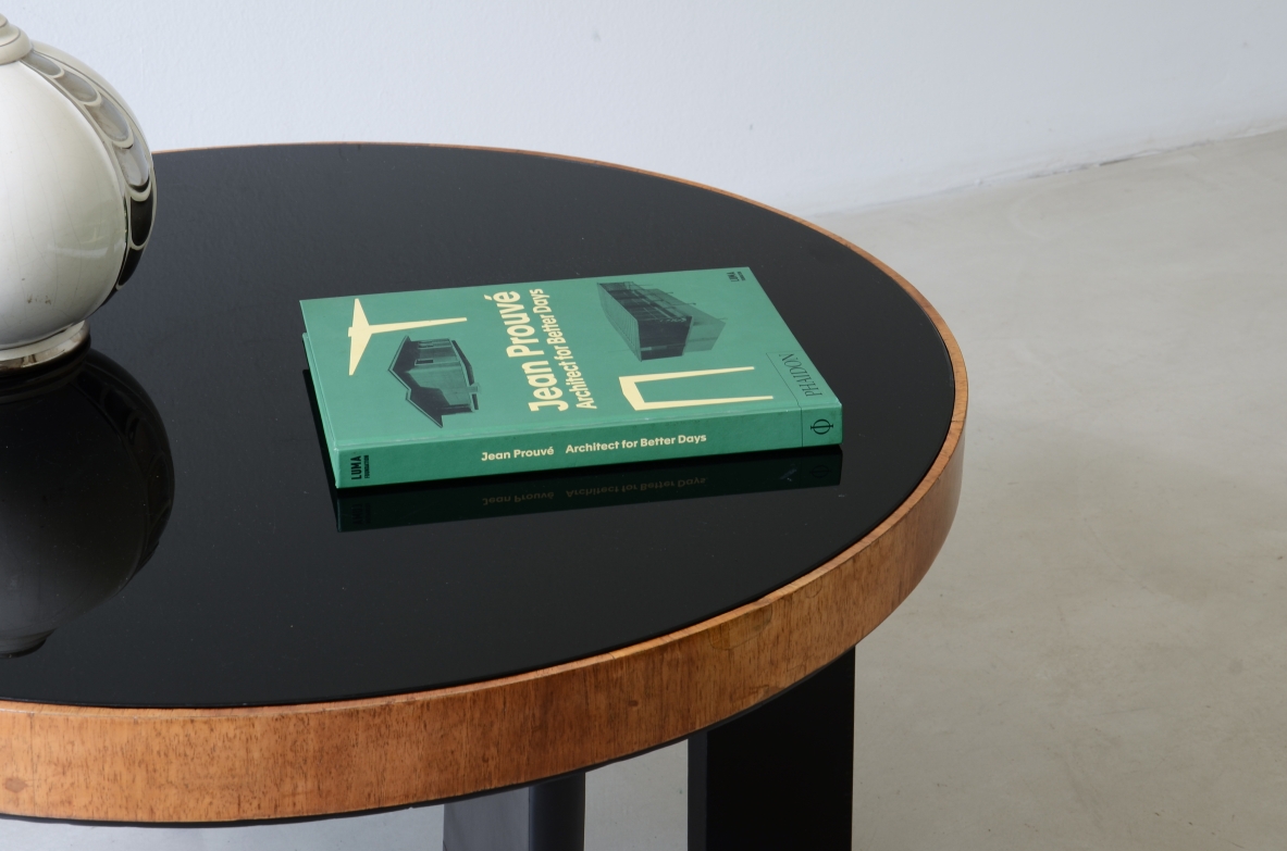Coffee table with a tambour top, a striped walnut band, Italian manufacture, circa 1930.