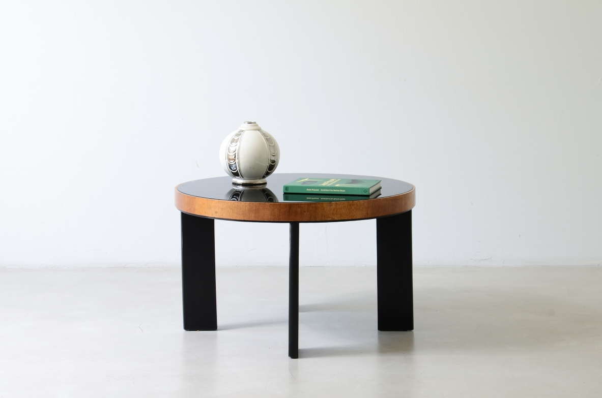 Coffee table with a tambour top, a striped walnut band, Italian manufacture, circa 1930.
