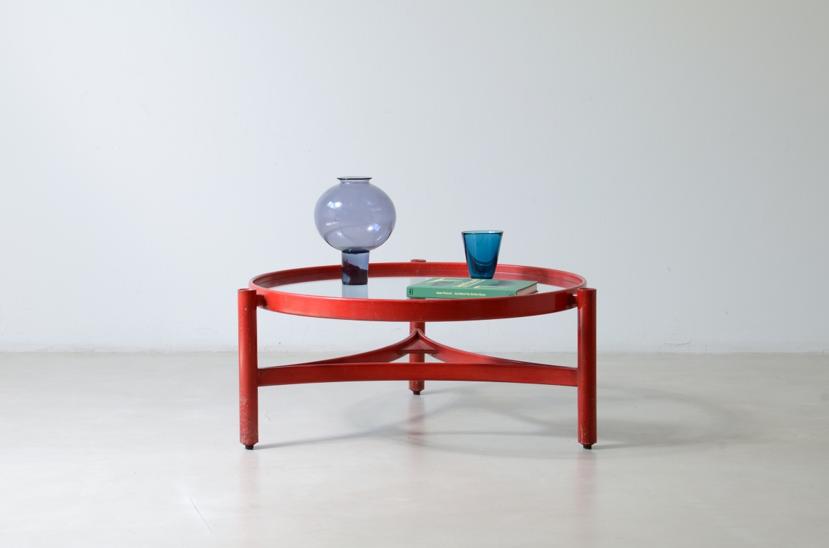 Gianfranco Frattini coffee table in bentwood finished in red aniline stain, Cassina 1965
