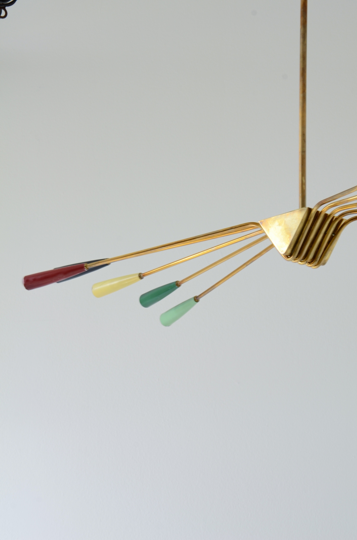 Oscar Torlasco  Large 10-light chandelier, Manufactured by Lumi Milano, ca.1950.