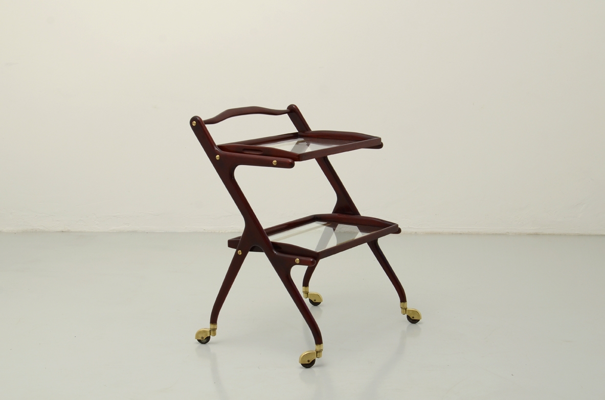 Elegant 1950's vintage trolley Gallery Milan