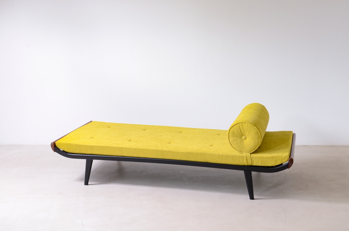 Cleopatra daybed in metal and teak wood.  Auping Manufactory