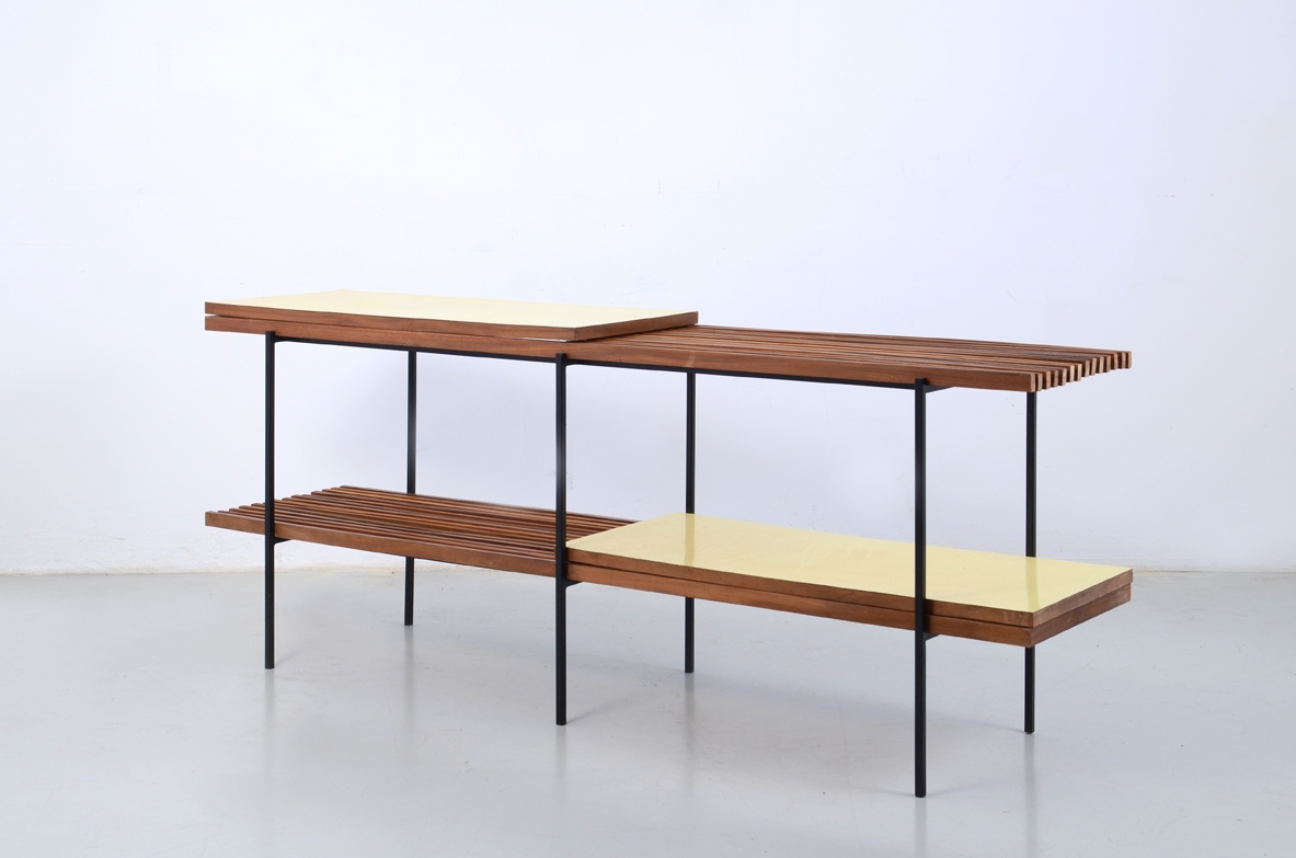 Italian 1950's console table in perfect conditions.